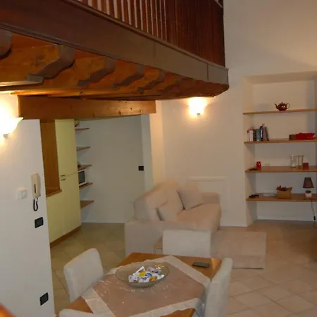 Apartment The Flowers 2