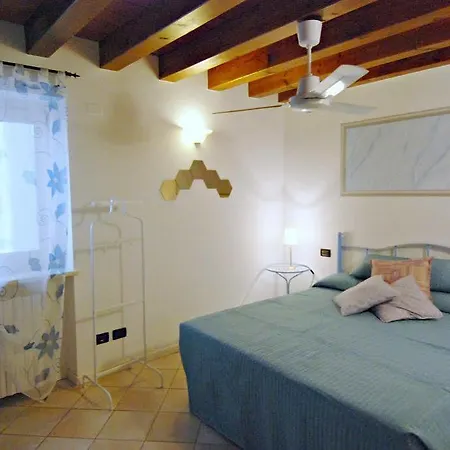 The Flowers 2 Apartment Desenzano del Garda