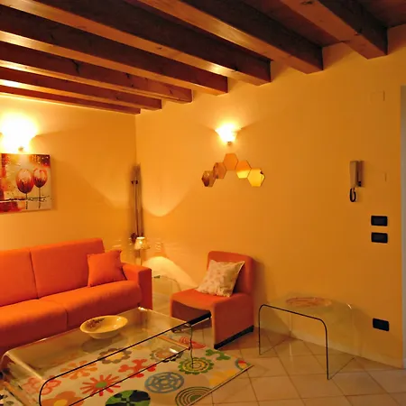 Apartment The Flowers 2 *